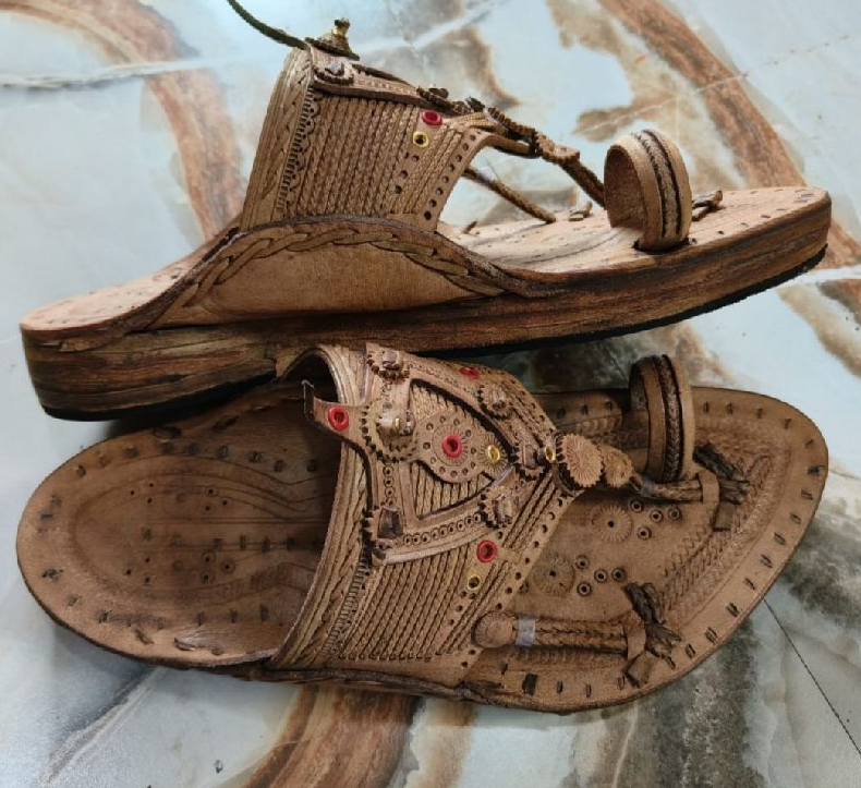 Best Kolhapuri Chappal Brand
