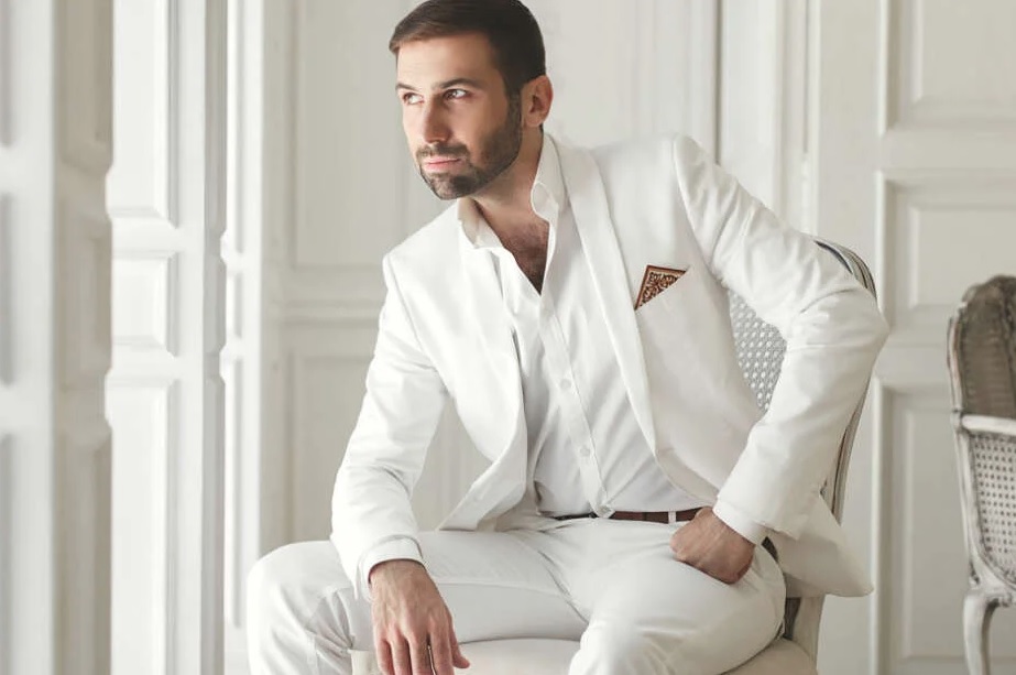 How to Style a White Blazer