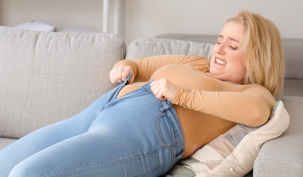 Is wearing tight clothes bad for you