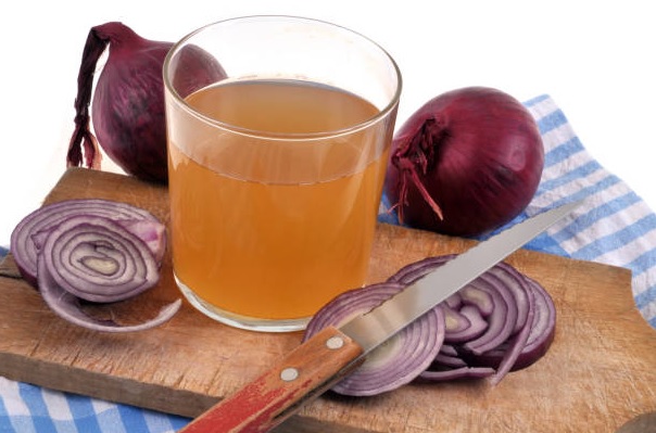 Is it good to apply onion juice on hair ?