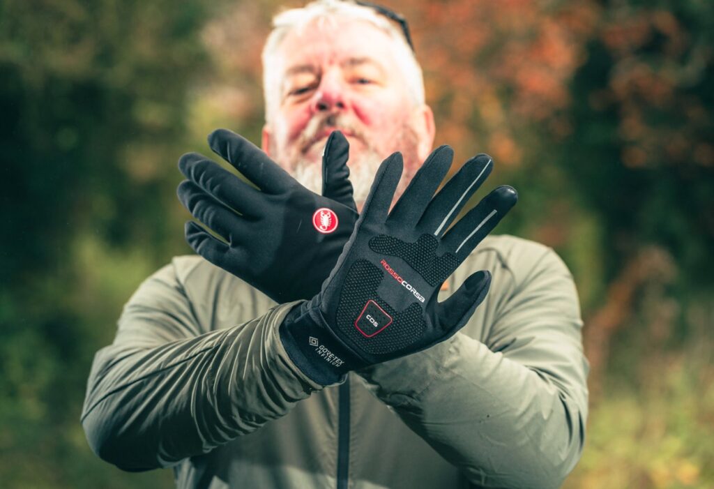 Why wearing gloves is important ?