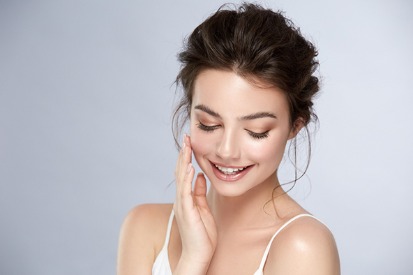 Is it good to apply neem oil on face