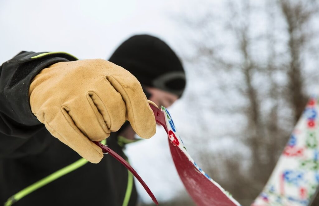 Why wearing gloves is important ?