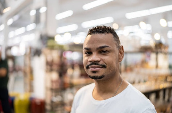 How to style a goatee ?