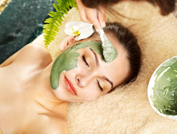 Can you apply algae on face