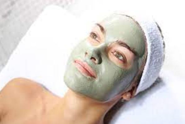 Can you apply algae on face