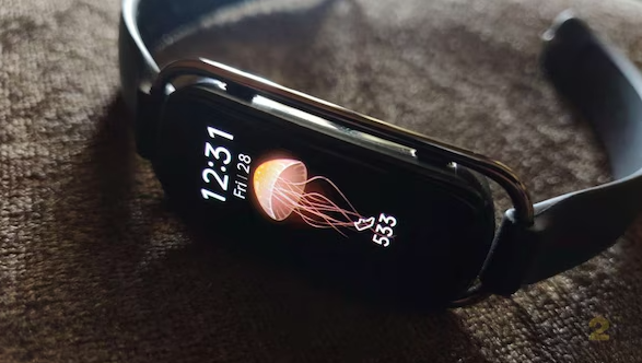 How to style a fitness band