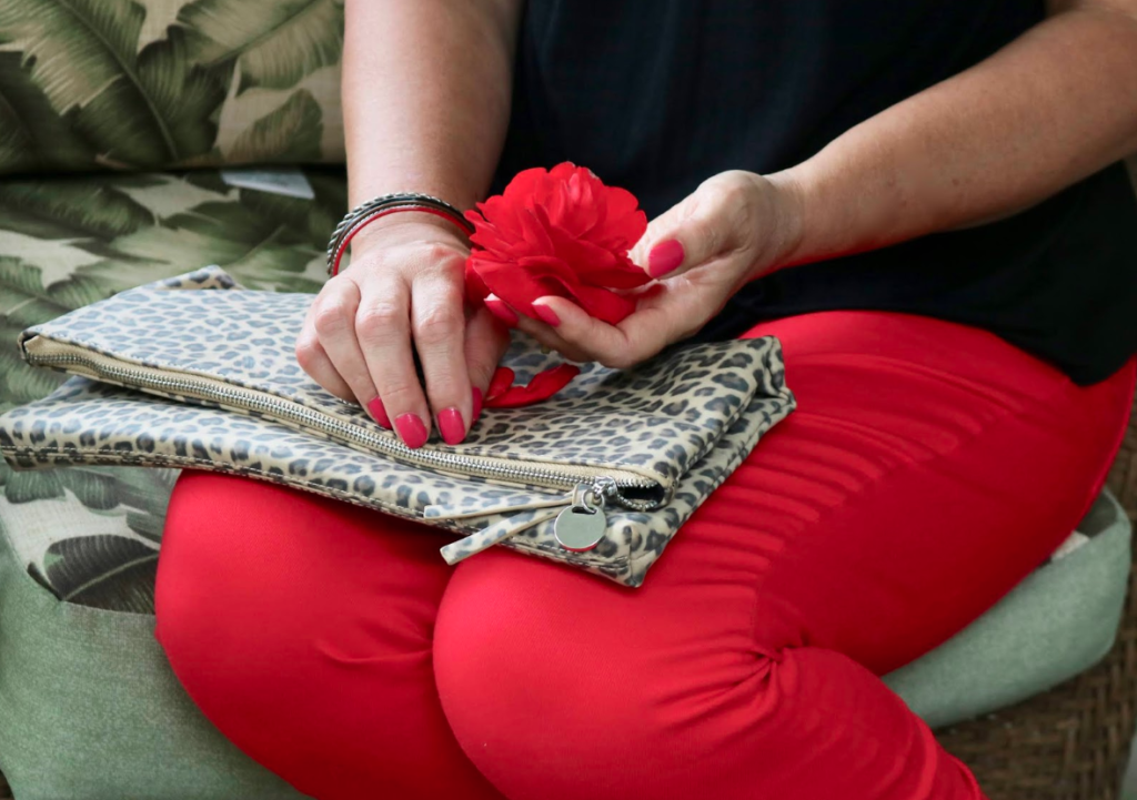 How to style a red pant