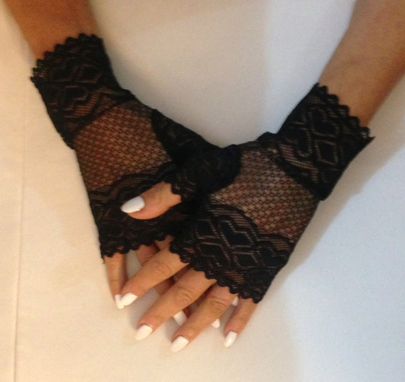 Why fingerless gloves are stylish