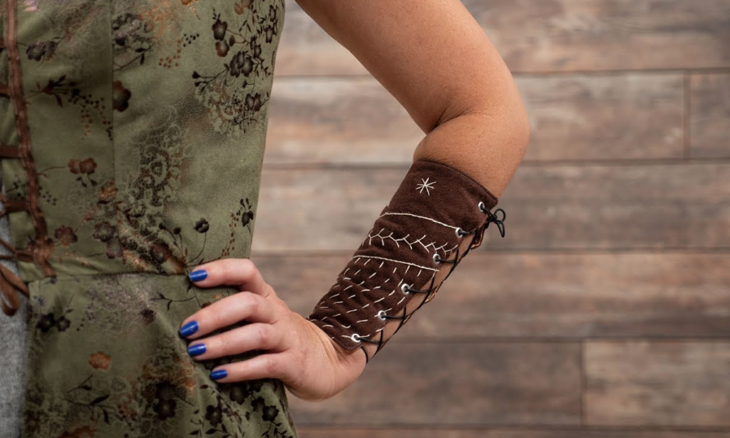 How to style leather arm guard