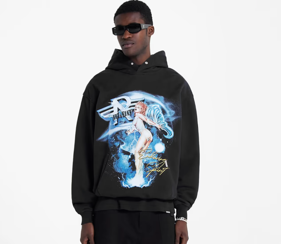 How to style graphic hoodies