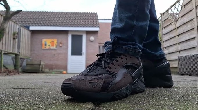 How to style huaraches ?