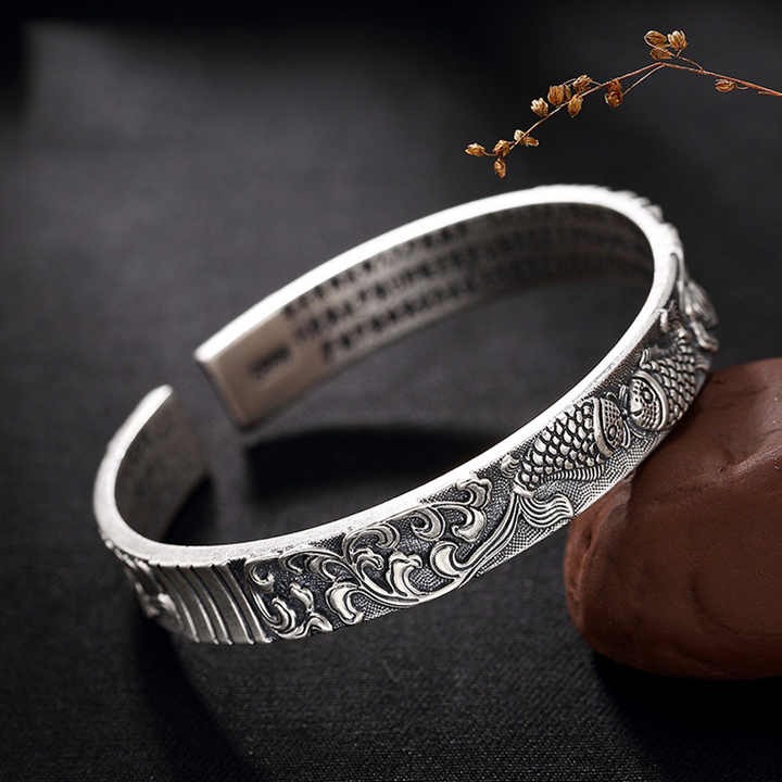 Why to wear a fish bracelet ?