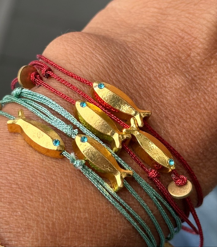 Why to wear a fish bracelet ?