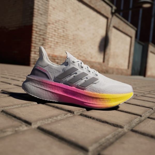 How to style ultraboost shoes ?